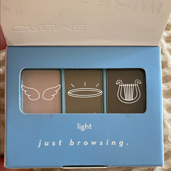 Holybrow Eyebrow powder trio, Light - Picture 4 of 8